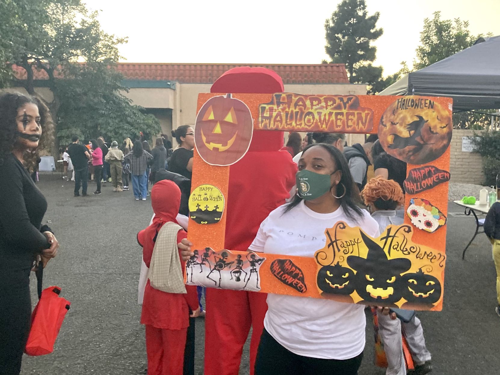 2020 Lompoc Halloween 25.jpg